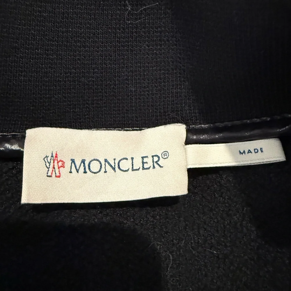 💯% AUTHENTIC MONCLER JACKET - Picture 7 of 11